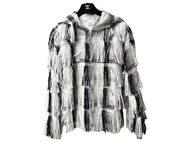 Chanel Jaqueta rara de tweed com franjas Multicor  ref.1129223