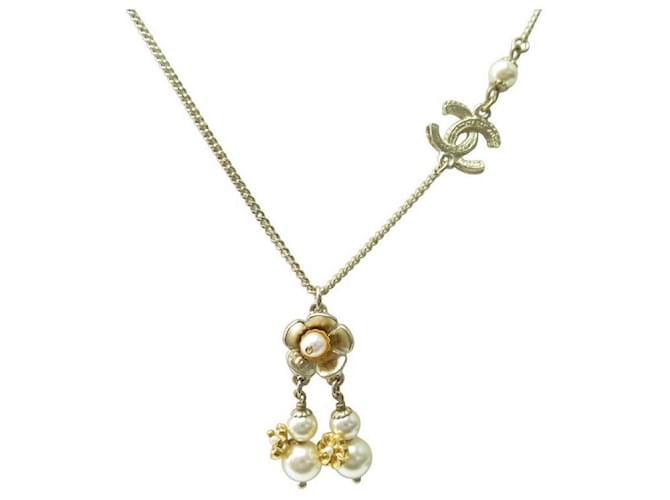 NEW CHANEL CC LOGO PEARLS & FLOWER NECKLACE 62 GOLD METAL GOLD NECKLACE Golden  ref.1129801