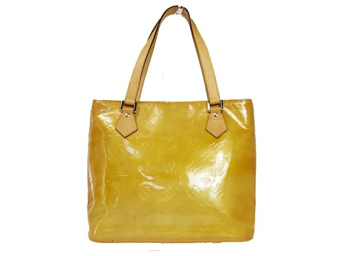 Louis Vuitton Houston Yellow Patent leather  ref.1131894