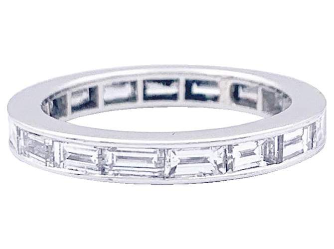 inconnue Platinum and diamond wedding ring.  ref.1131981