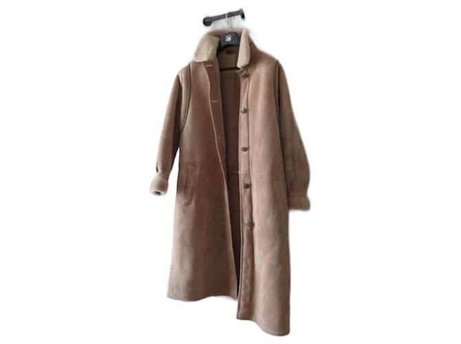 Autre Marque Coats, Outerwear Beige Lambskin  ref.1132700