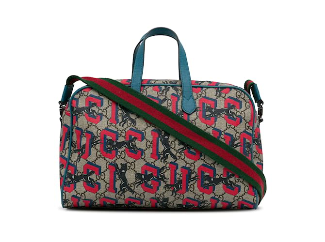 Gg supreme gucci wolves best sale diaper bag