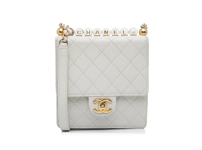 Bandolera Chanel Mini Chic con perlas blancas Blanco Cuero  ref.1133862