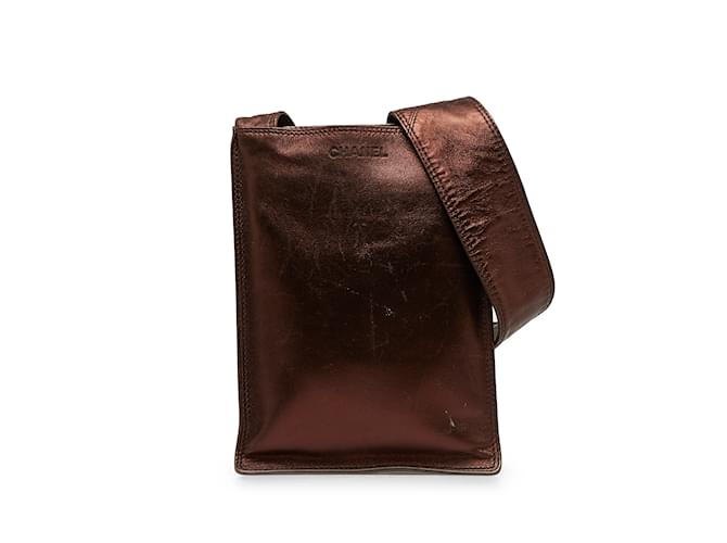 Bolso bandolera de cuero Chanel marrón Castaño  ref.1134247