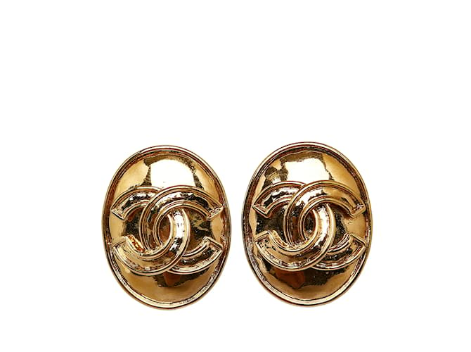 Gold Chanel CC Clip On Earrings Golden Gold-plated  ref.1134736