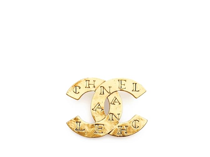 Broche Chanel CC Dourado Ouro amarelo  ref.1135310