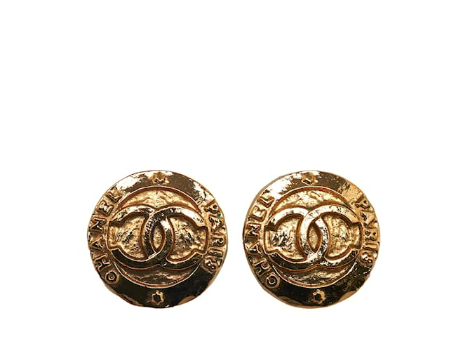Gold Chanel CC Clip On Earrings Golden Gold-plated  ref.1135370