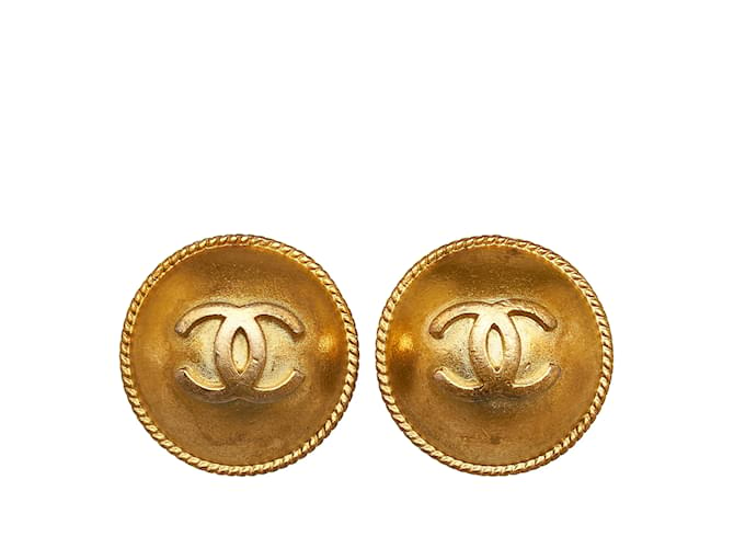Gold Chanel CC Clip On Earrings Golden Gold-plated  ref.1135682