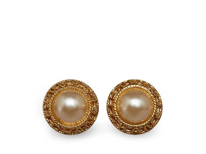Gold Chanel Faux Pearl Clip on Earrings Golden Metal  ref.1135823