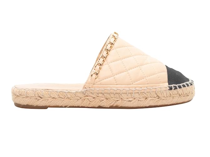 Tan & Black Chanel Cap-Toe Quilted Espadrille Mules Size 36 Camel Leather  ref.1135941