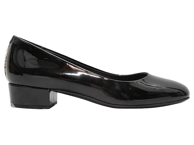 Talla de zapatos de tacón de charol Chanel negros 36.5 Cuero  ref.1136021