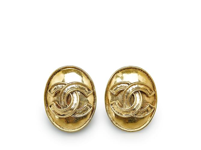 Gold Chanel CC Clip On Earrings Golden Gold-plated  ref.1136046