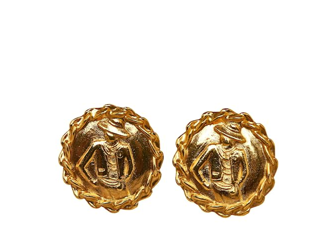 Gold Chanel Mademoiselle Clip on Earrings Golden Gold-plated  ref.1136762