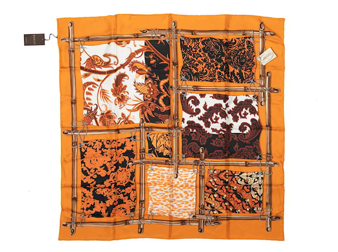 Écharpe en soie à imprimé abstrait Gucci orange et multicolore  ref.1136911