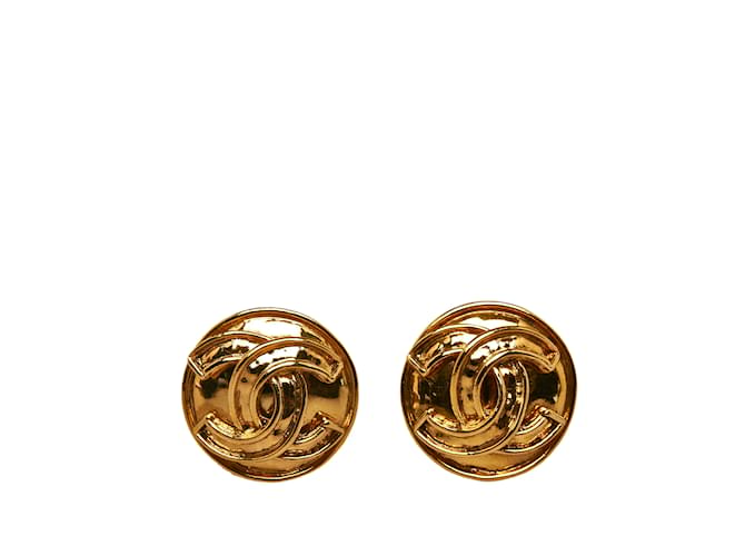 Clipe Chanel CC dourado em brincos Banhado a ouro  ref.1137186