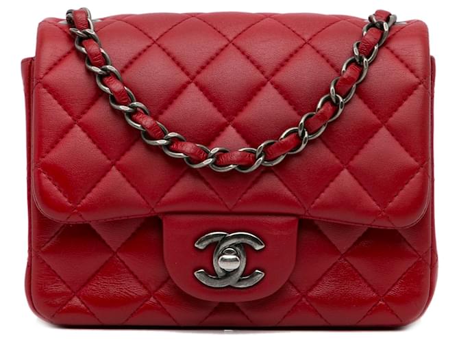 Chanel Mini aba quadrada clássica em pele de cordeiro vermelha Vermelho Couro  ref.1138099