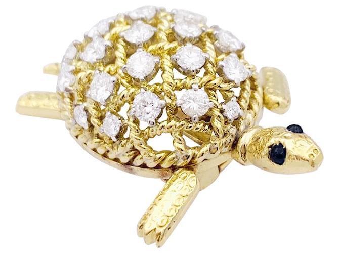 Vintage Cartier brooch, "Tortoise", Yellow gold and diamonds.  ref.1141705