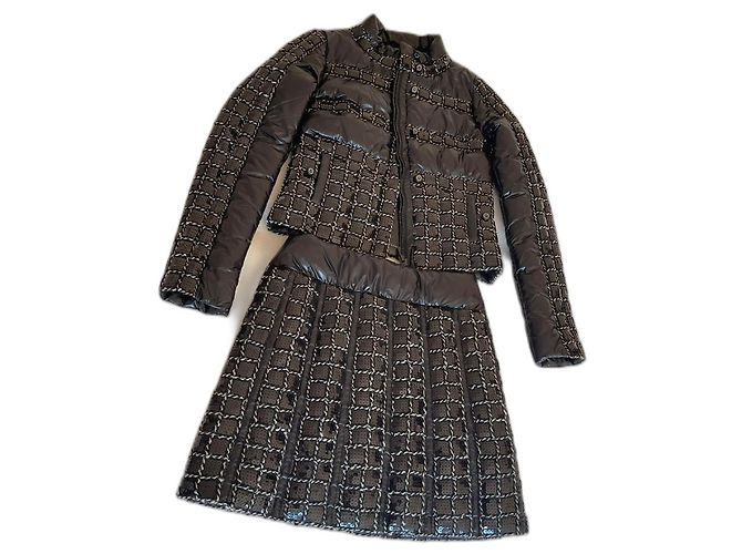 Chanel Jacket and Skirt Set Black Wool and Sequins
