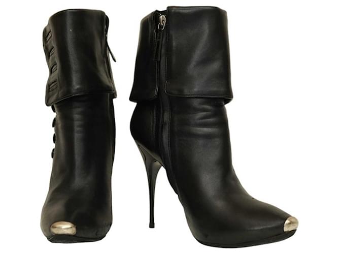 Alexander McQueen black leather silver cap toe high heel Booties with buttons 40  ref.1143389