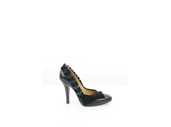 Saint Laurent Leather pumps Black  ref.1145649