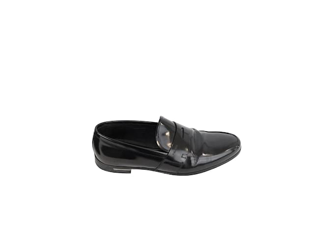 Prada Patent leather loafers Black  ref.1146357
