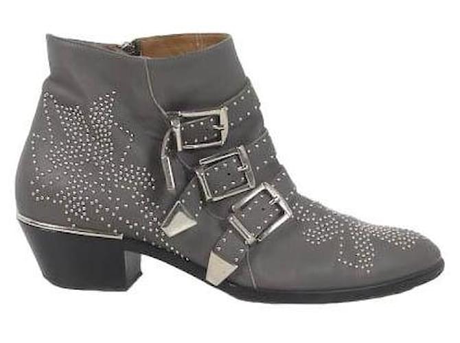 Chloé Susanna buckled leather boots Grey  ref.1146422