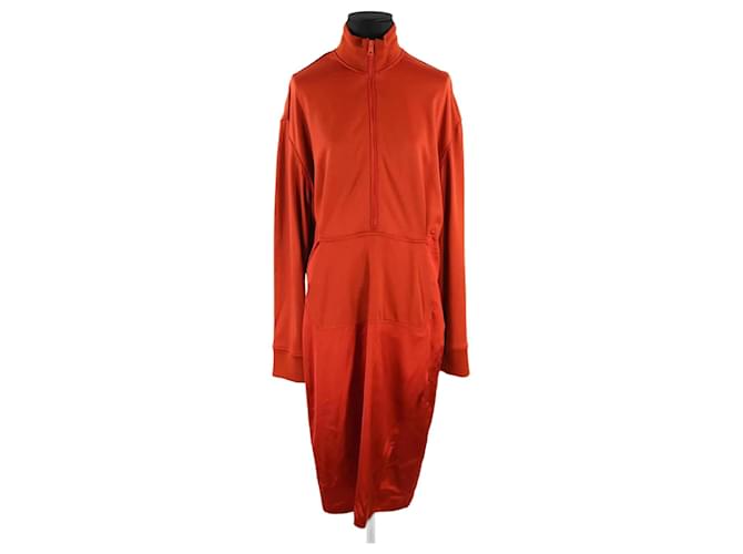 Fenty Robe rouge Synthétique  ref.1146673