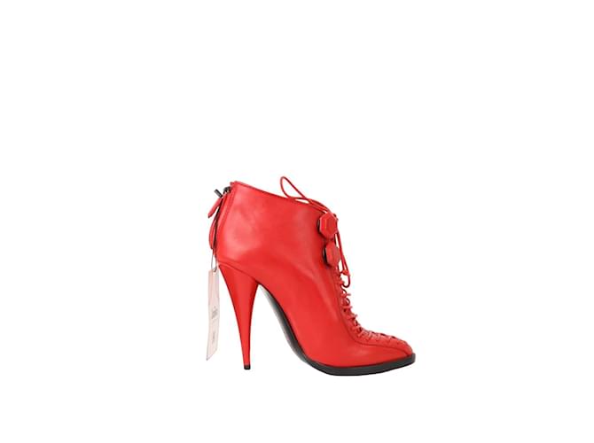Givenchy Botas de couro com cadarço Vermelho  ref.1146726