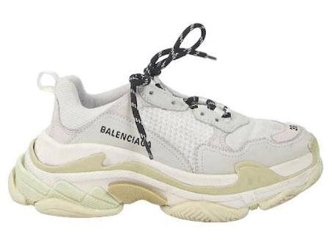 Balenciaga Baskets Triple S blanc Polyester  ref.1147682