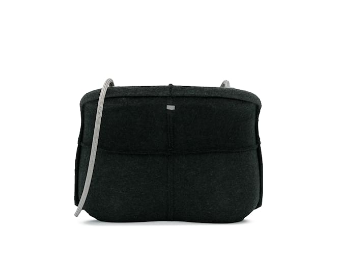 Bolso bandolera negro Chanel de lana de edición limitada  ref.1150490