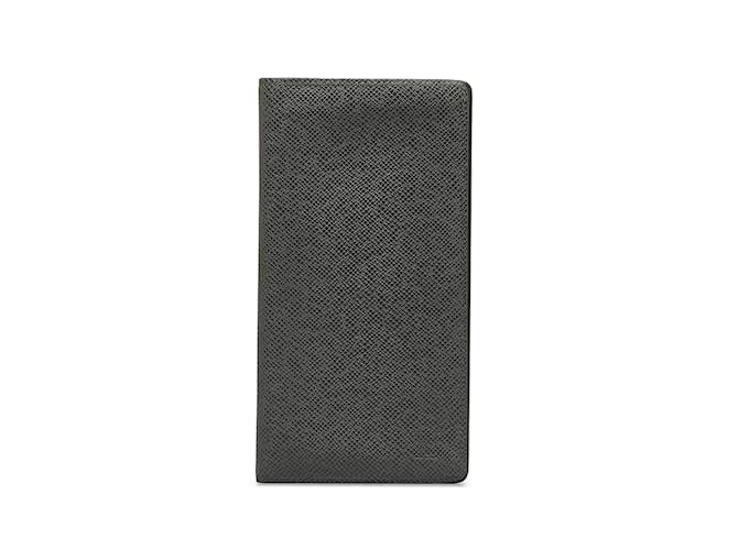 Gray Louis Vuitton Taiga Brazza Wallet Leather  ref.1150843