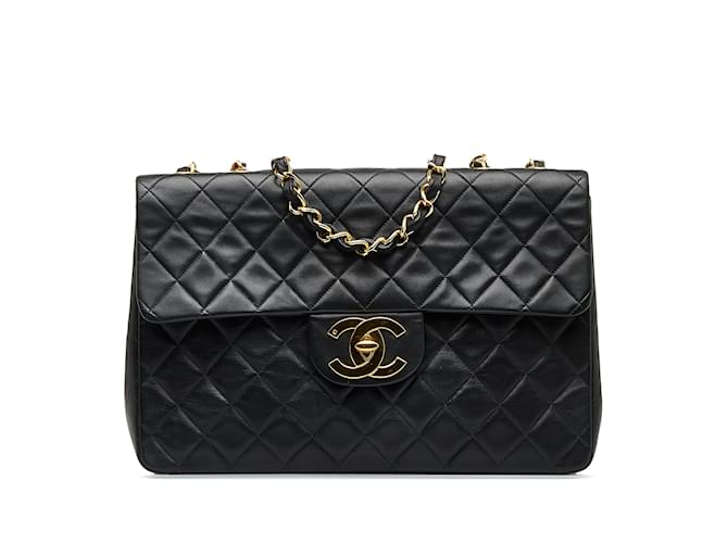 Sac à bandoulière à rabat simple en cuir d'agneau classique Chanel Maxi XL noir  ref.1151007