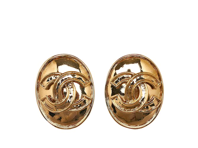 Gold Chanel CC Clip On Earrings Golden Gold-plated  ref.1151154
