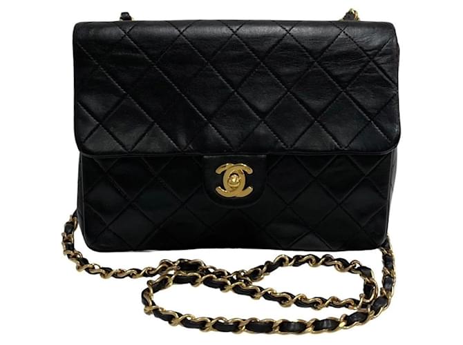 Timeless Chanel Matelassé Black Leather  ref.1151157