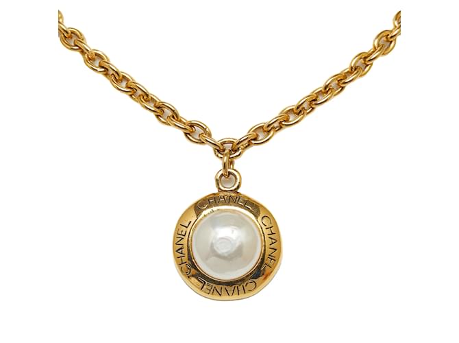Gold Chanel Faux Pearl Pendant Necklace Golden Metal  ref.1151269