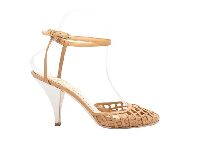 Tan & White Chanel Leather Woven Heels Size 37 Camel  ref.1151274