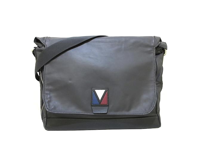 Black Louis Vuitton V-Line Crossbody Bag Leather  ref.1151611
