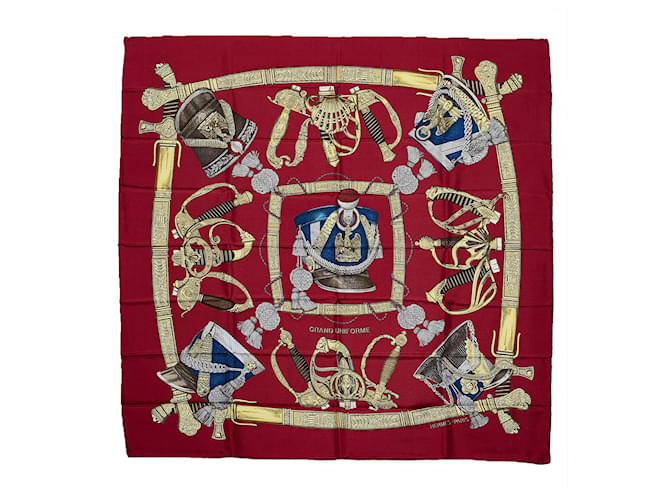 Hermès Bufanda de seda roja Hermes Grand Uniforme Bufandas  ref.1151637