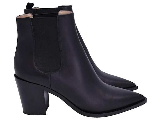 Gianvito Rossi Pointed-Toe Ankle Boots in Black Leather  ref.1154107