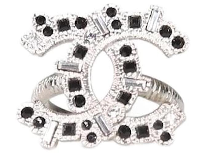 Chanel Anello CC decorato in argento - misura 10  ref.1154195