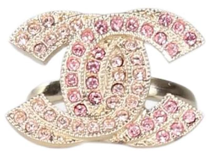 Chanel Goldbesetzter CC-Ring – Größe 9 Golden  ref.1154206