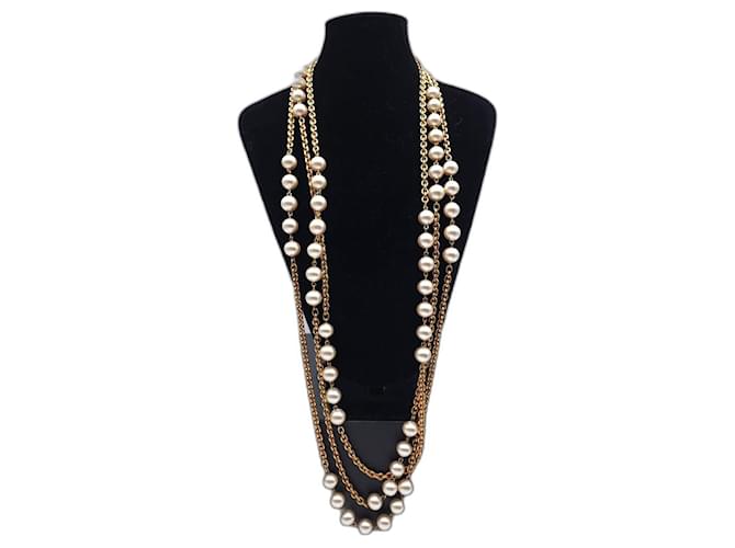 Chanel 1980s Collana di perle a tripla catena D'oro Placcato in oro  ref.1154752