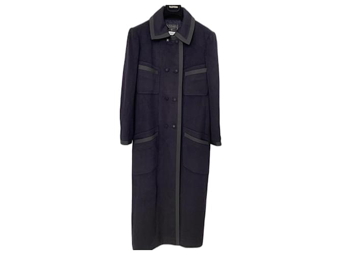 Chanel Coats, Outerwear Black Blue Cashmere  ref.1156108