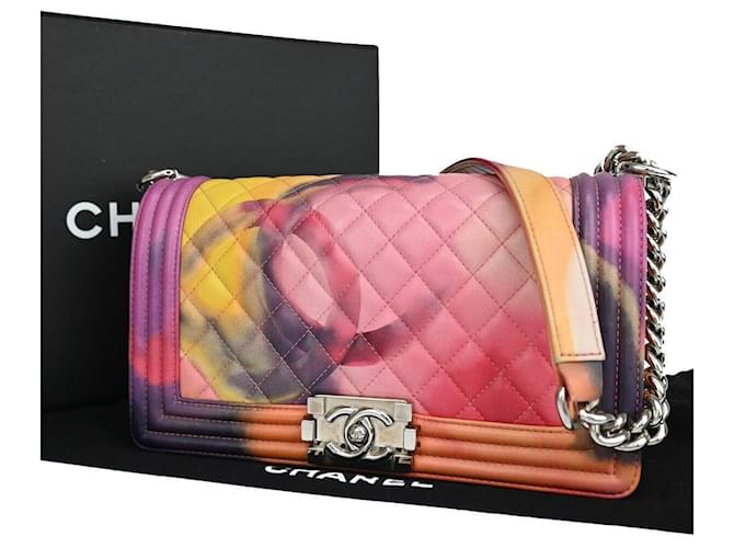 Chanel Boy Multiple colors Leather  ref.1156292