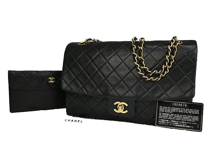 Timeless Chanel Matelassé Black Leather  ref.1156294