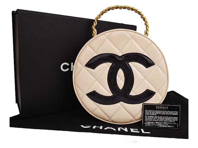 Timeless Chanel Ronde Bege Couro  ref.1156333