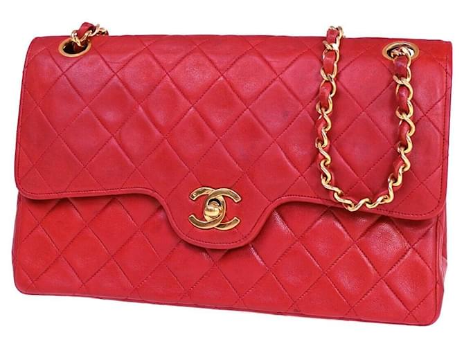 Timeless Chanel Matelassé Red Leather  ref.1156338