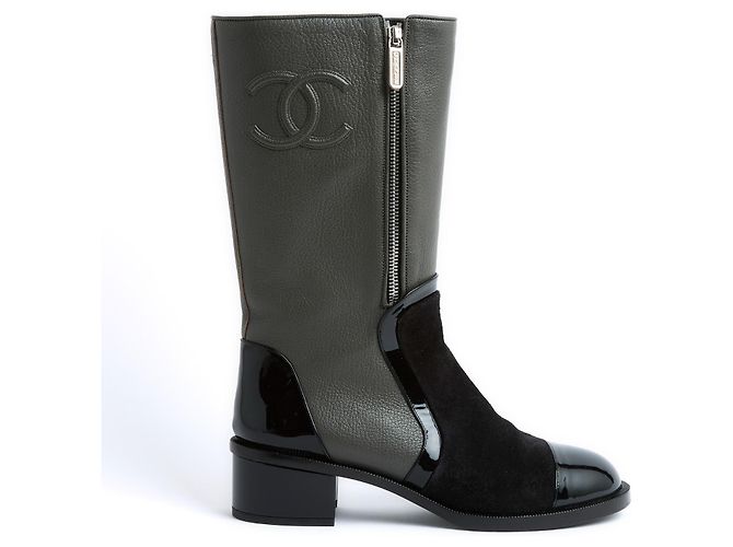 Chanel BOTAS NEGRAS CAQUI EU39 NUEVO Negro