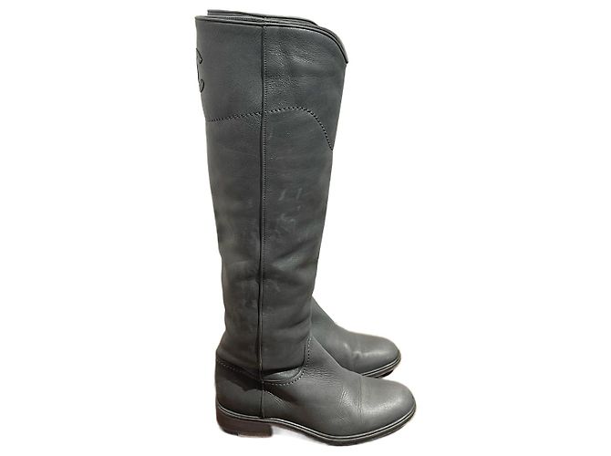Botas CHANEL T.EU 36 Cuero Gris