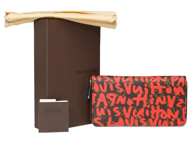 LOUIS VUITTON Zippy Accessory in Brown Canvas - 101586
